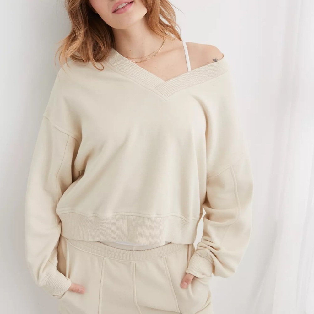 Aerie House Party Sweatshirt Cream
